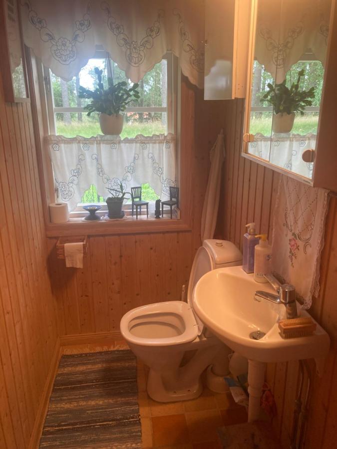 Egen Stuga Med Delat Badrum Norrtälje Exterior foto