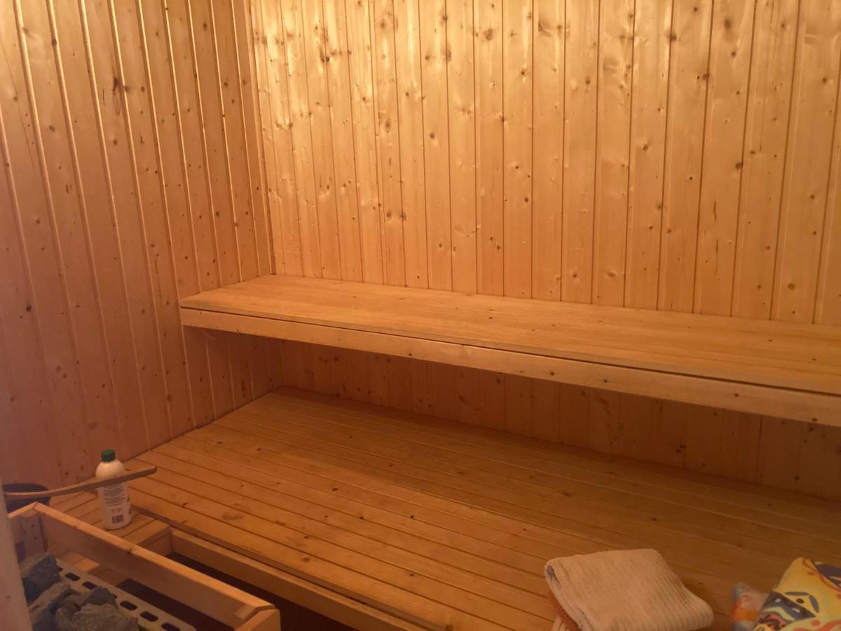 Egen Stuga Med Delat Badrum Norrtälje Exterior foto