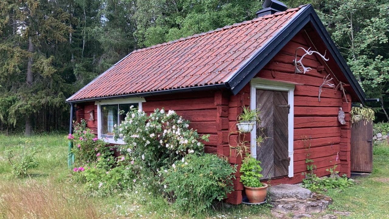 Egen Stuga Med Delat Badrum Norrtälje Exterior foto
